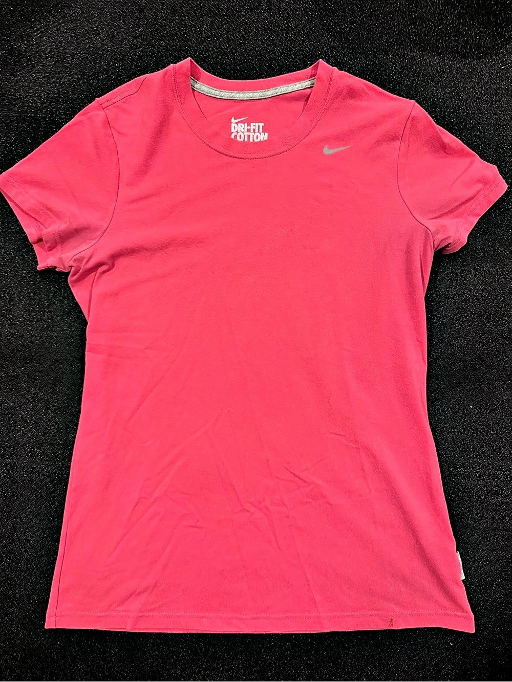 Nike Dri-FIT Cotton Tee Short Sleeve Tee in Pink Size Large